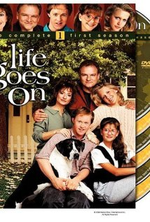 Смотреть Life Goes On онлайн бесплатно.