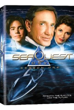 Watch SeaQuest 2032 online free.